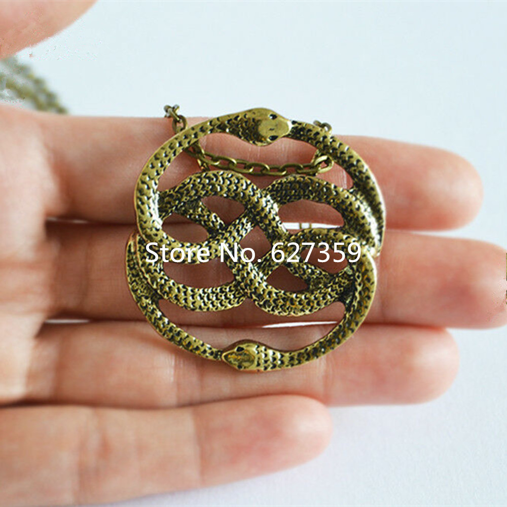 Kalung Liontin Auryn Snake Sty - Board Game Pandemic ulasan dan harga
