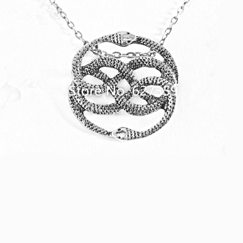 Kalung Liontin Auryn Snake Sty - Board Game Pandemic ulasan dan harga